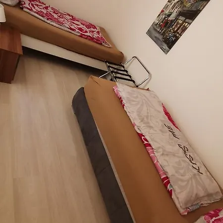 Messe Airport Apartmán